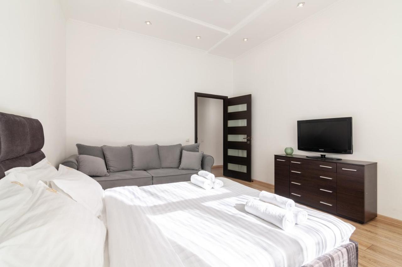 Avangard Liberty Avenue Apart Львов Экстерьер фото