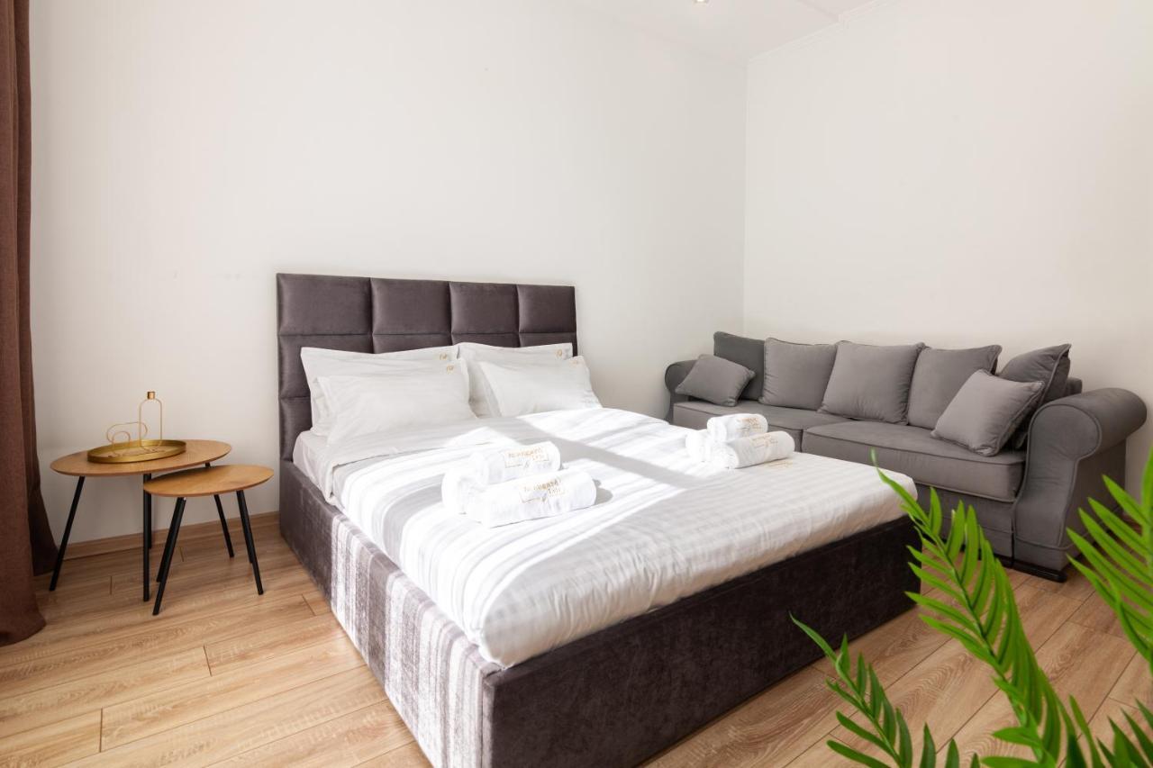 Avangard Liberty Avenue Apart Львов Экстерьер фото