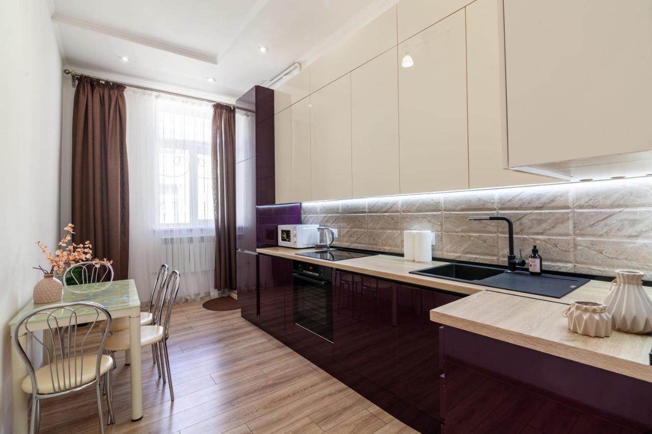 Avangard Liberty Avenue Apart Львов Экстерьер фото