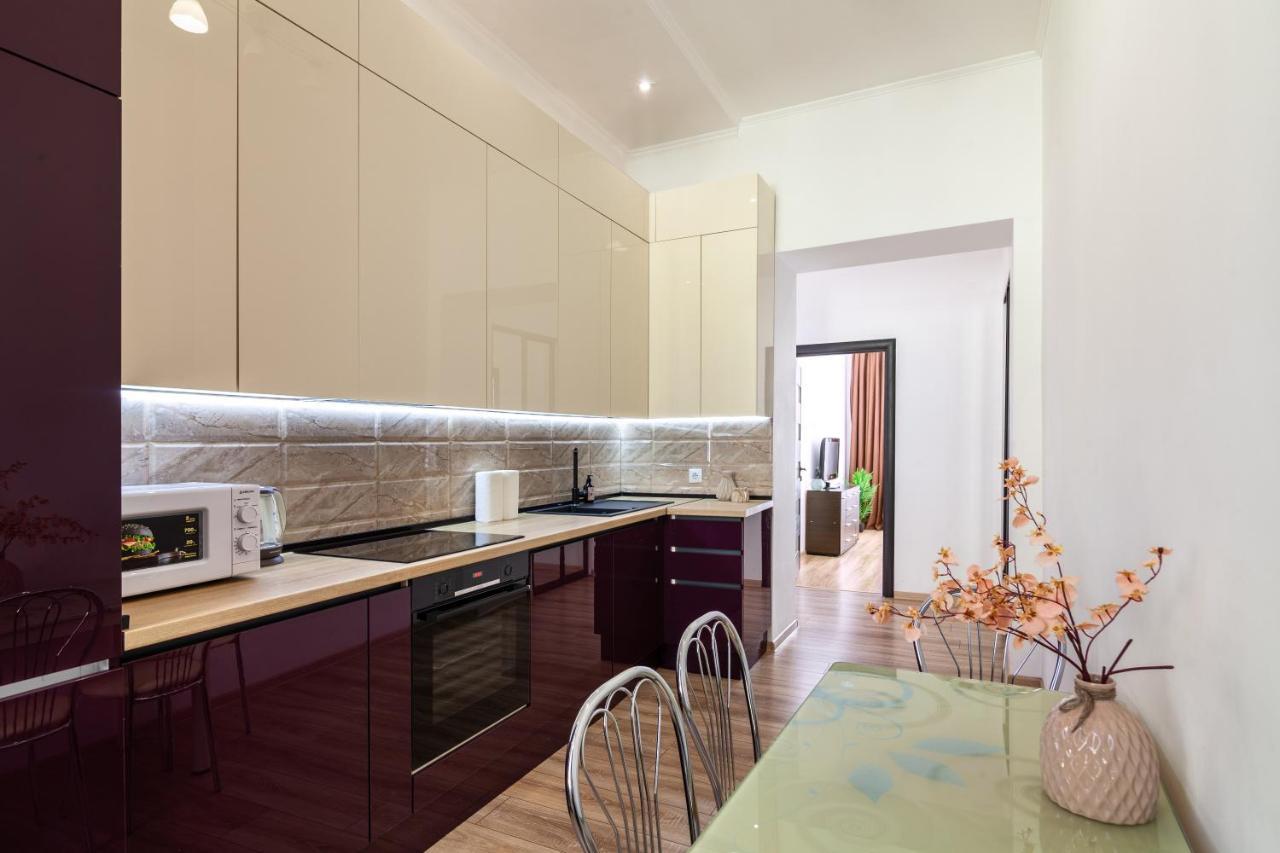 Avangard Liberty Avenue Apart Львов Экстерьер фото